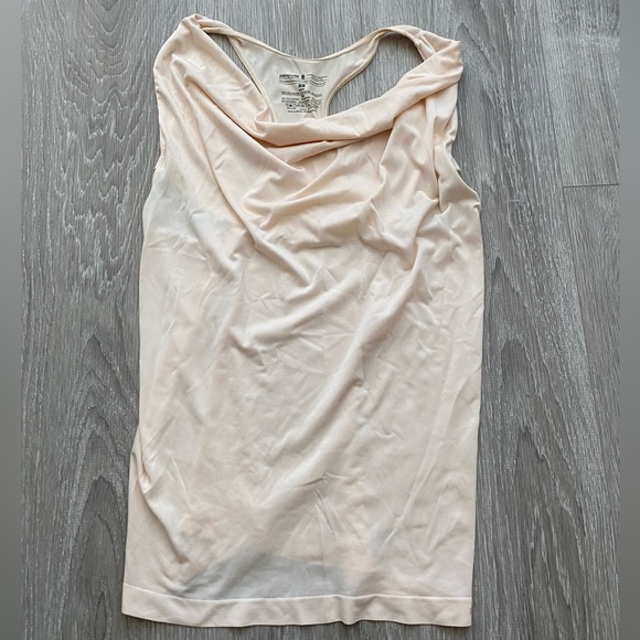 Patagonia Tops - Patagonia cream tank top